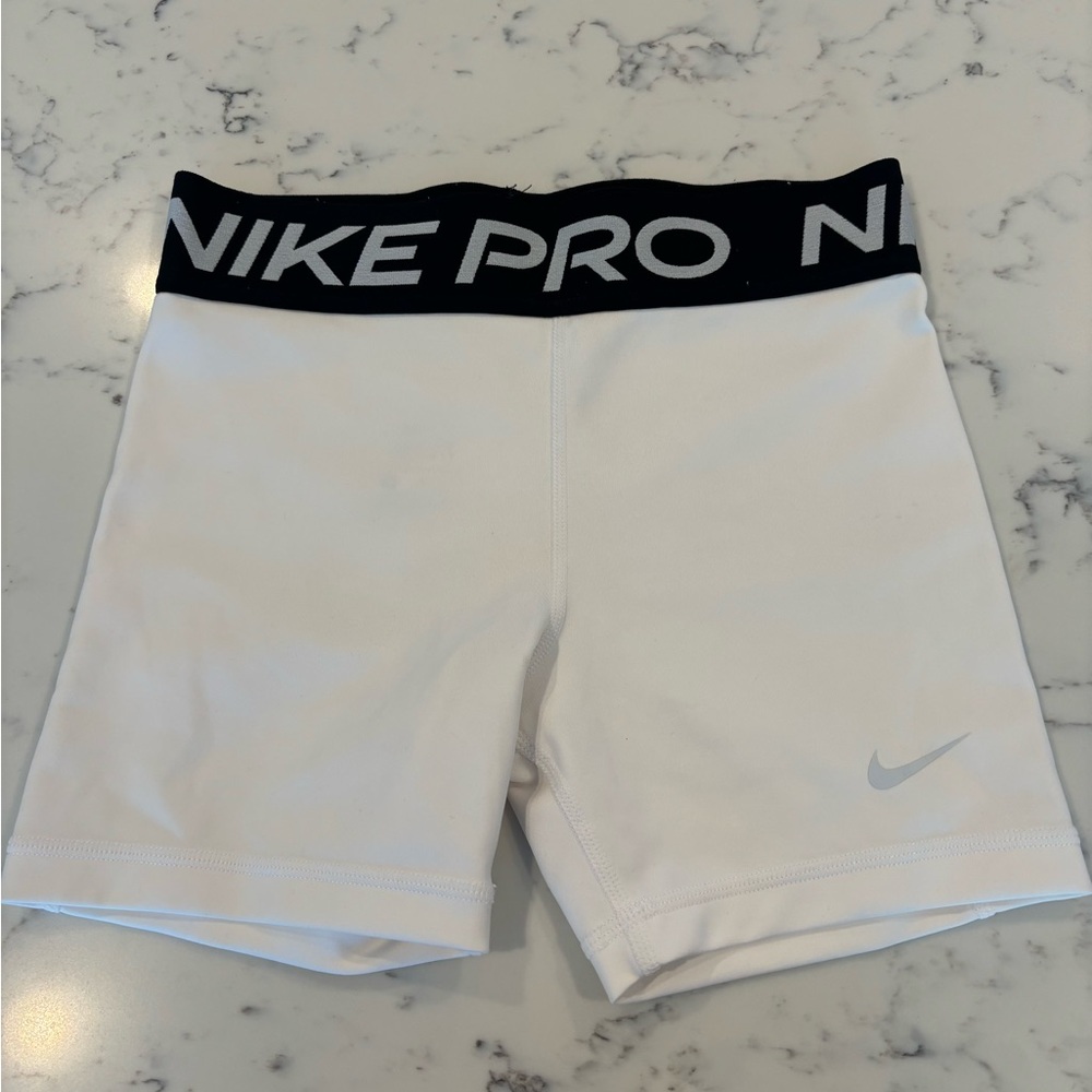 White Nike pros | size M | KIDS